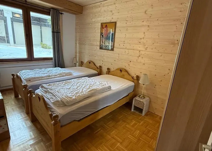 - * Crans-Montana